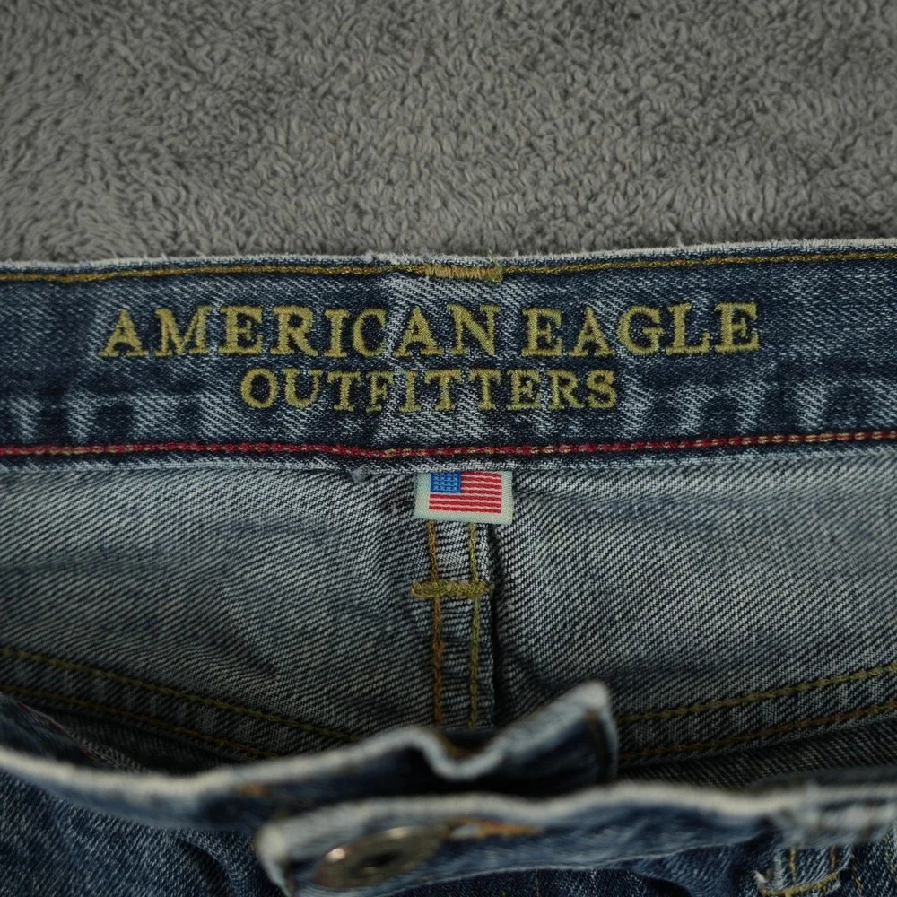 American Eagle Jeans Mens 36x30 Blue Distressed Slim Straight Button Fly USA